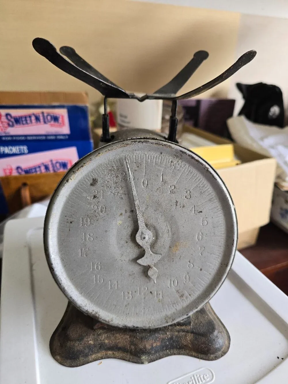 Antique Triner Scale & Mfg Co. Mechanical Countertop Scale - Patented 1906